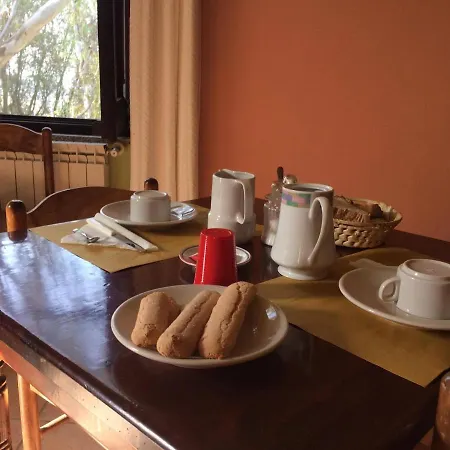 Nocleg ze śniadaniem Agriturismo E Antica Fattoria Matteu *